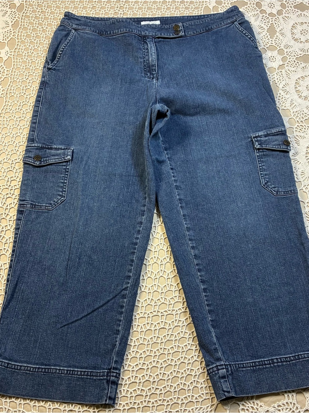 Charter Club Women’s 14 Cargo Capri Pants Blue Denim Straight Leg Cotton Blend
